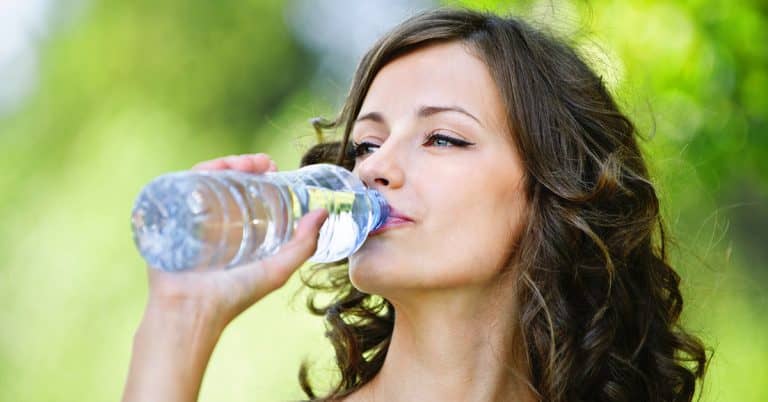 This is What not Drinking Enough Water Can Do to You about false
